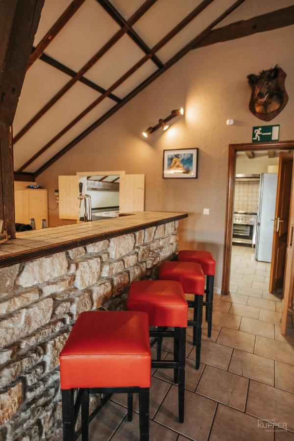 Le Vieux Sanglier - 41 Pers - Malmedy Villa ภายนอก รูปภาพ